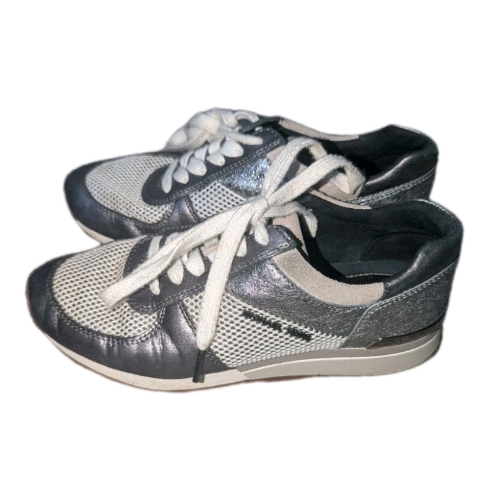 6M Michael Michael Kors Silver Metallic Tennis Shoes